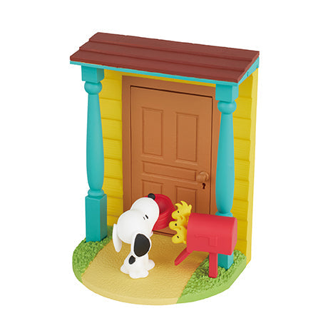 Snoopy's Door Story (1 Random Box) (Re-ment Blind Box) - Nix Guide To
